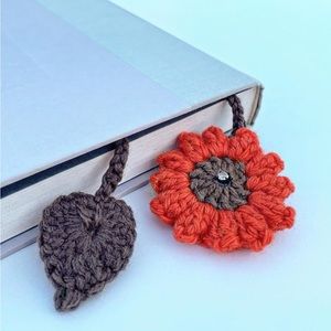 Crochet bookmark! 🧶